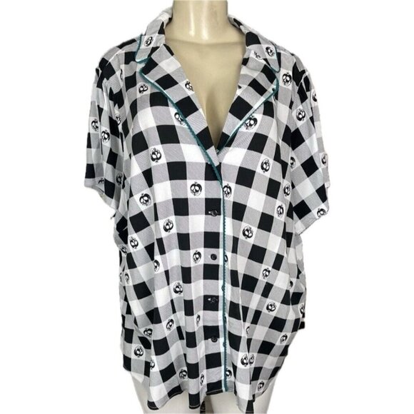 Disney +4 Black/White Button Retro Square Poison Apples Print Short Sleeve Shirt - Picture 2 of 6